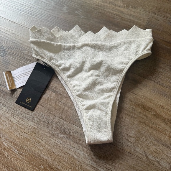 NWT ViX PAULA HERMANNY Imani Firenze Bikini Bottoms Small Hot Pants Buttons NEW - Picture 2 of 10